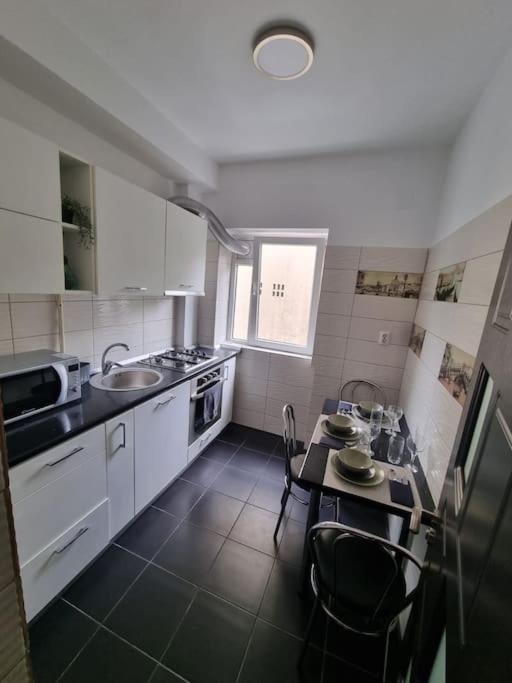 Central Old Town Apartment Bukarest Eksteriør billede